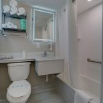 2 Queen Bed Bath
